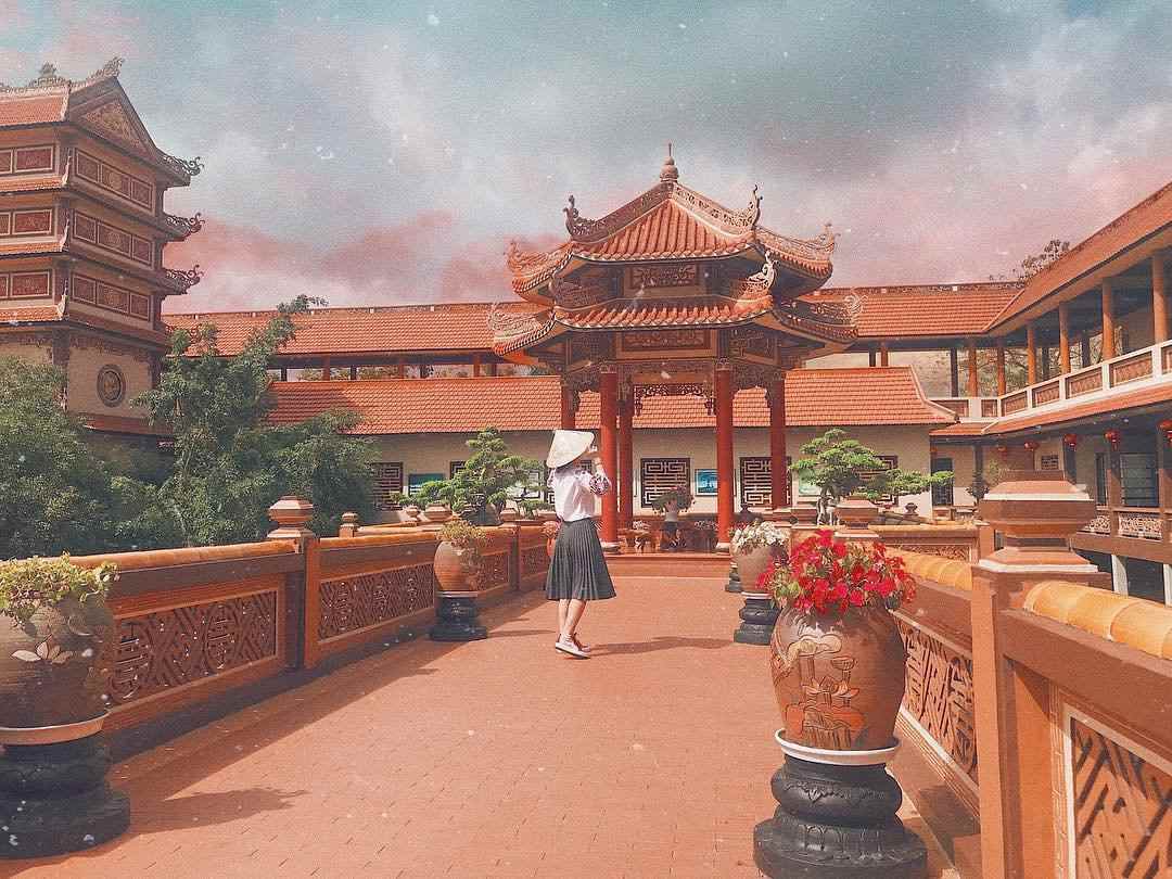 Một góc ngôi chùa Nam Sơn
