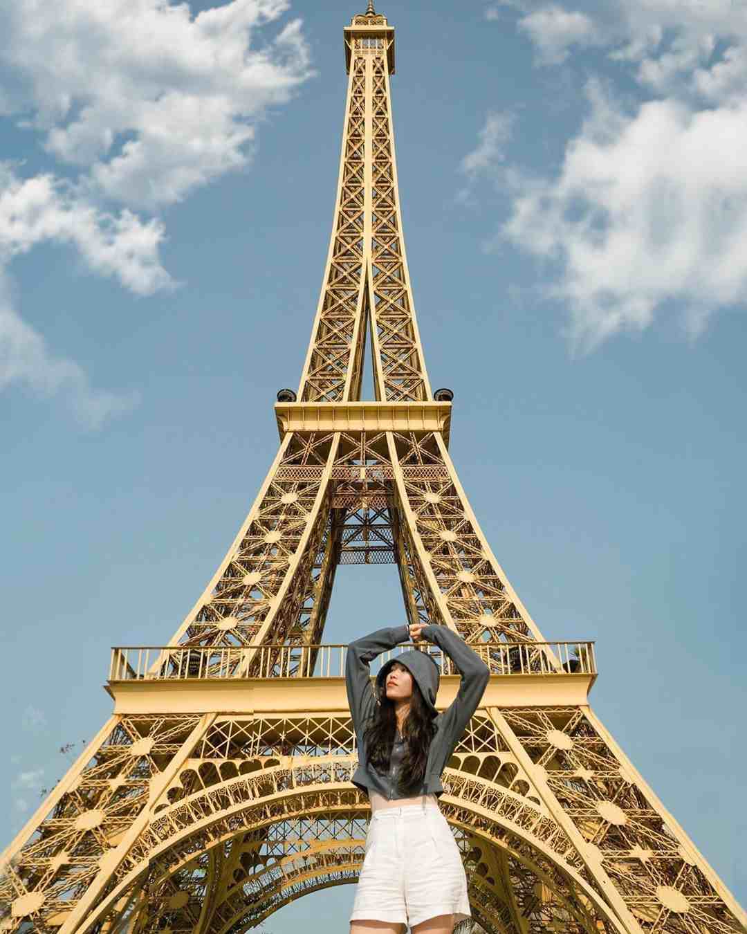 Tháp Eiffel - cȏng viȇո kỳ quan Đà Nẵng